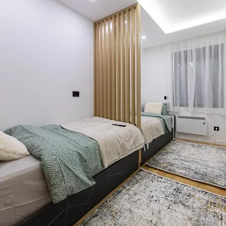 Urban View Apartment *